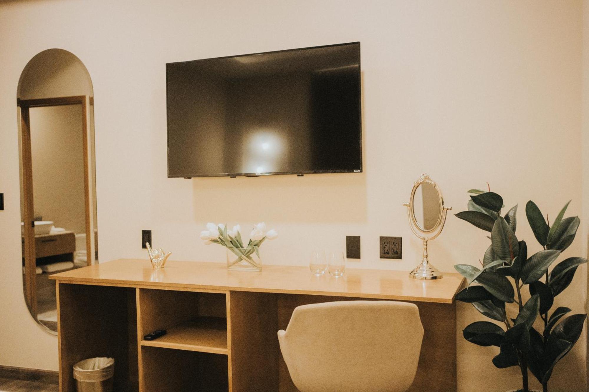 Jules & Laurent Hotel Contemporaneo إنسينادا المظهر الخارجي الصورة