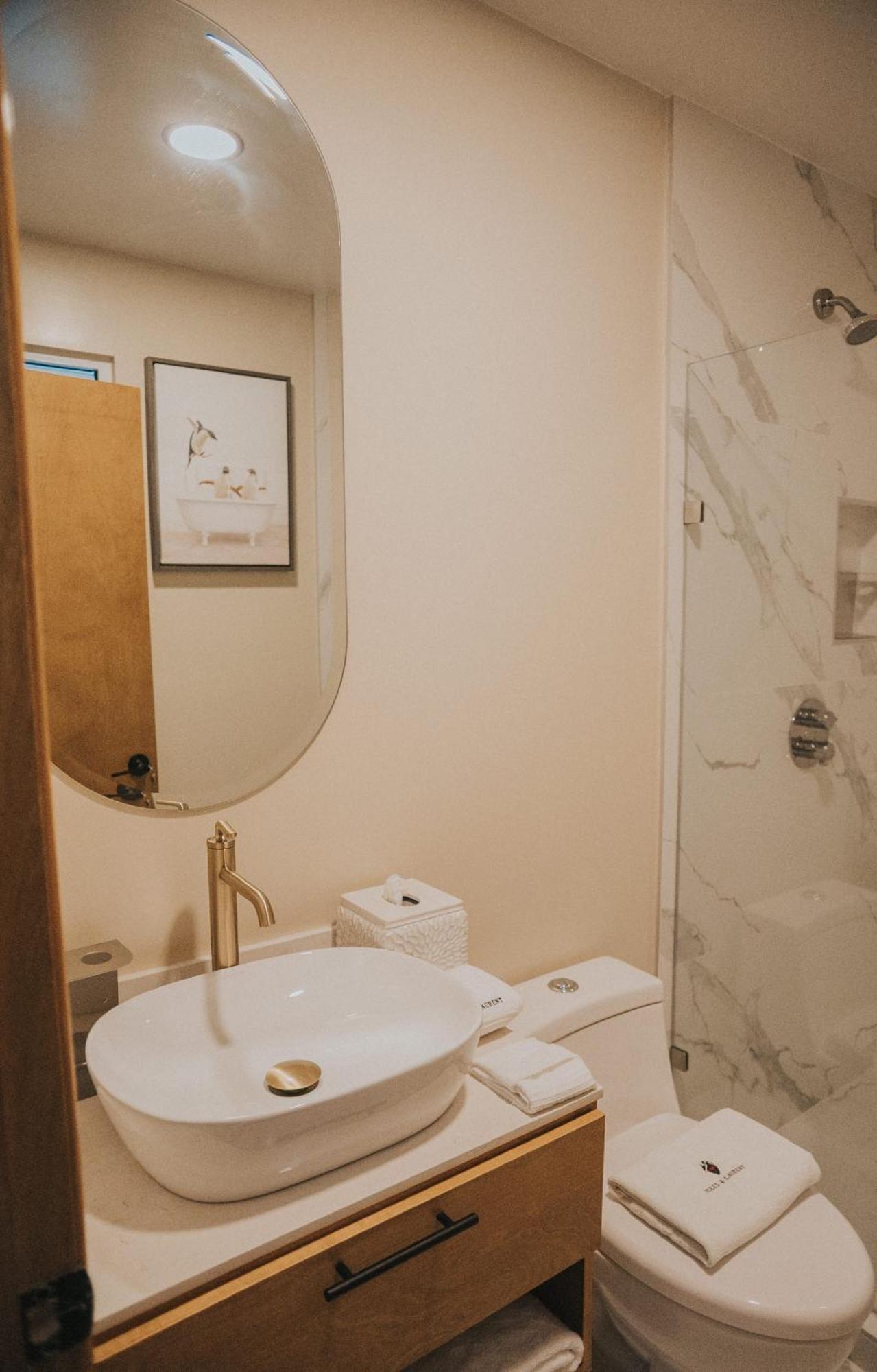 Jules & Laurent Hotel Contemporaneo إنسينادا المظهر الخارجي الصورة
